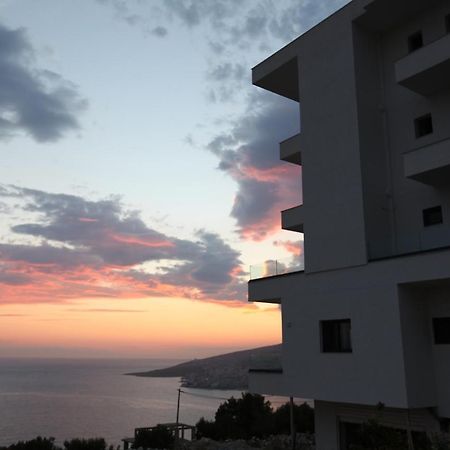 Angjelo Apartments Sarandë 외부 사진