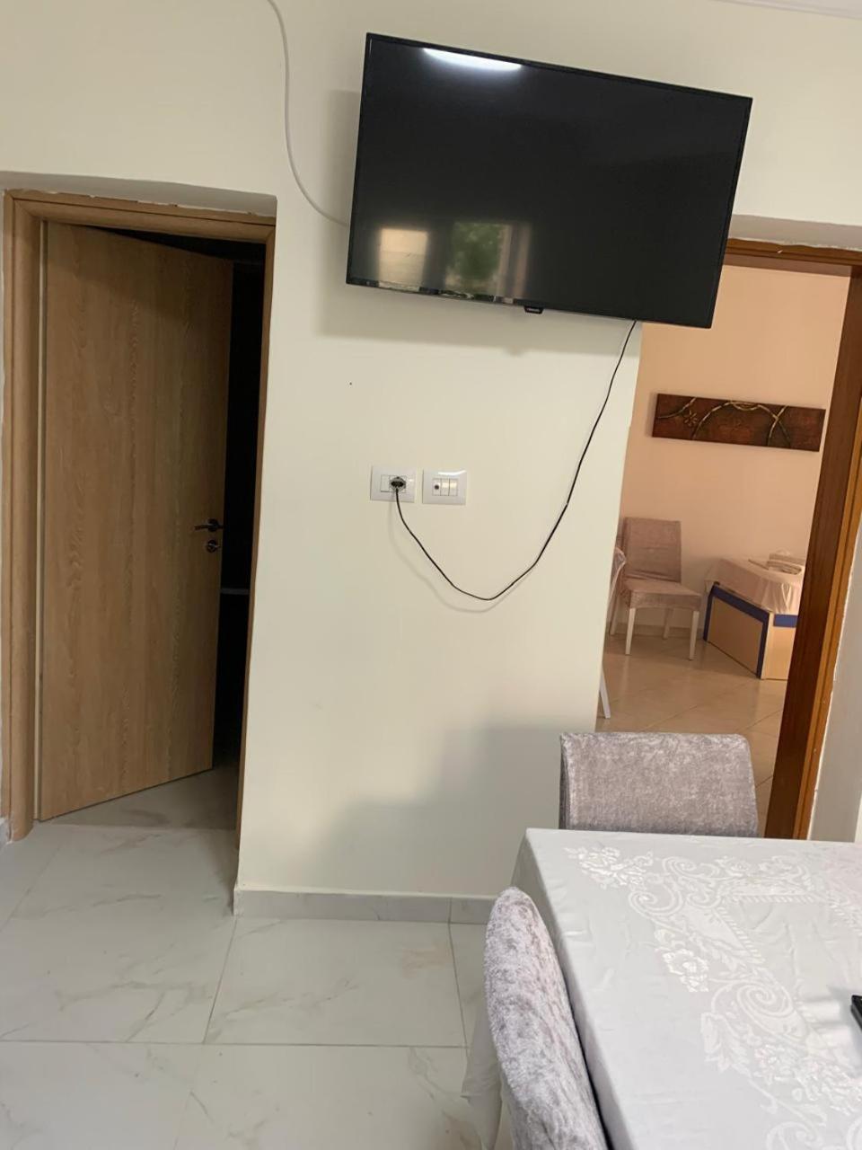 Angjelo Apartments Sarandë 객실 사진